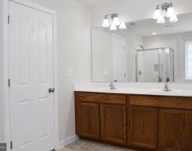 1916 Juniper Drive - Photo Thumbnail 16