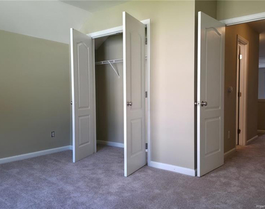 60 Cobblestone Drive - Photo Thumbnail 36