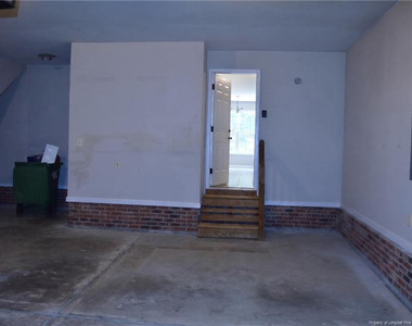 60 Cobblestone Drive - Photo Thumbnail 41