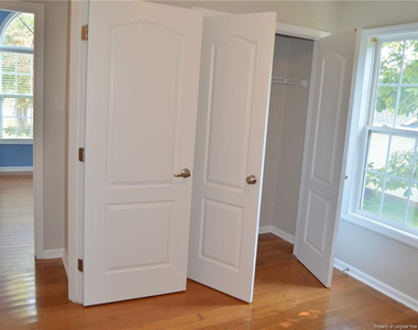 60 Cobblestone Drive - Photo Thumbnail 14