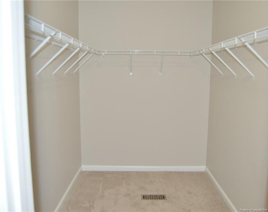 60 Cobblestone Drive - Photo Thumbnail 22