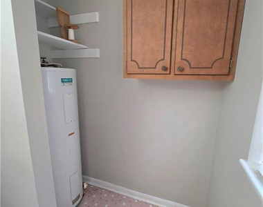 111 Chloe Drive - Photo Thumbnail 23