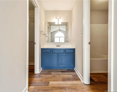 5928 Lively Court - Photo Thumbnail 24