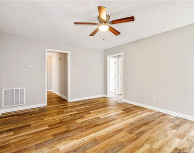 5928 Lively Court - Photo Thumbnail 10