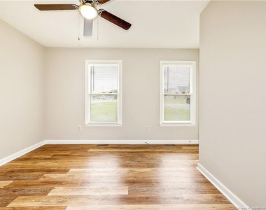5928 Lively Court - Photo Thumbnail 20