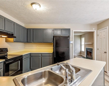 5928 Lively Court - Photo Thumbnail 15