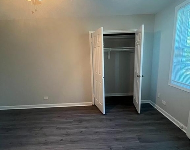 212 George Mason Drive N - Photo Thumbnail 9