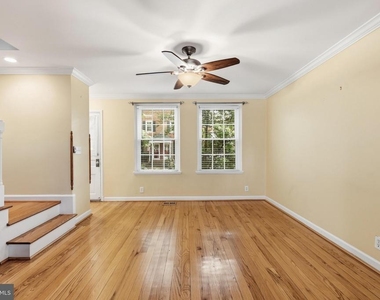 2809 S Columbus Street - Photo Thumbnail 18