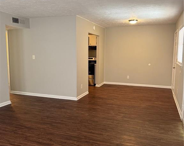 3211 Tallywood Drive - Photo Thumbnail 1