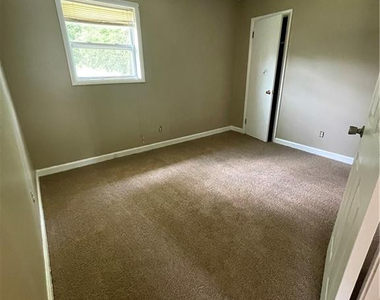 3035 Wedgewood Drive - Photo Thumbnail 1