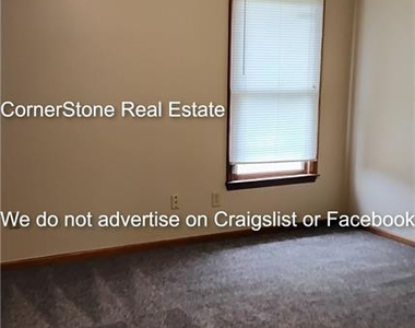 102 Duck Place - Photo Thumbnail 9