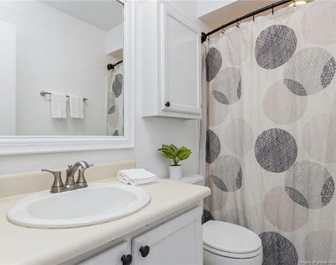 5500 Fortunes Ridge Drive - Photo Thumbnail 15