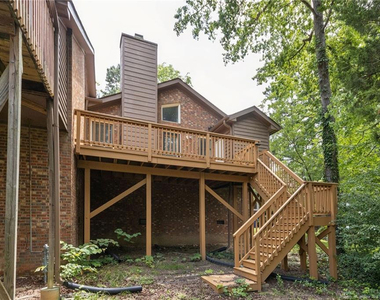 5500 Fortunes Ridge Drive - Photo Thumbnail 18