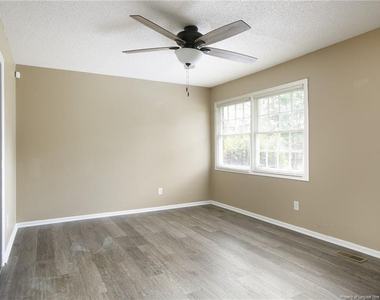 912 Spellman Drive - Photo Thumbnail 1