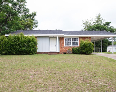 912 Spellman Drive - Photo Thumbnail 9