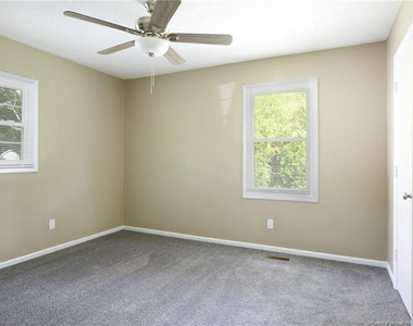 912 Spellman Drive - Photo Thumbnail 10