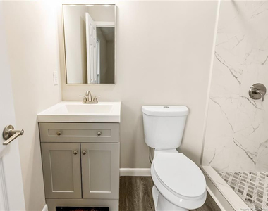 705 Mosswood Lane - Photo Thumbnail 22