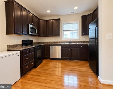 1380 Timberwood Boulevard - Photo Thumbnail 2