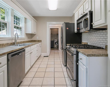 209 N Churchill Drive - Photo Thumbnail 7