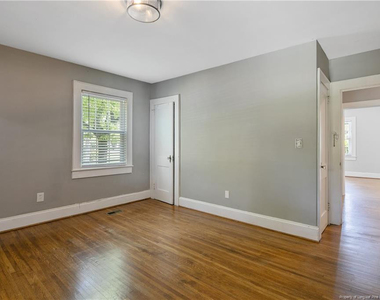 209 N Churchill Drive - Photo Thumbnail 14