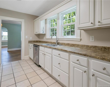 209 N Churchill Drive - Photo Thumbnail 10
