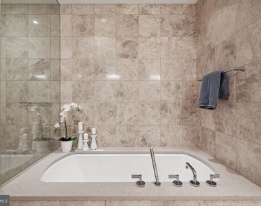 1805 Walnut Street - Photo Thumbnail 16