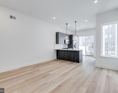 1339 S 20th Street - Photo Thumbnail 1