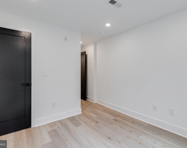 1339 S 20th Street - Photo Thumbnail 22
