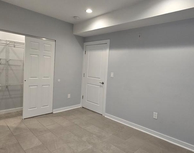 603 E Girard Avenue - Photo Thumbnail 24