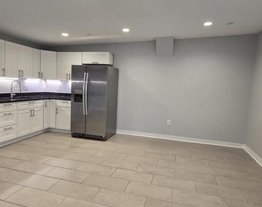 603 E Girard Avenue - Photo Thumbnail 19