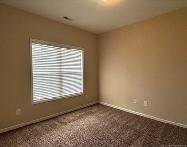 134 Whitetail Court - Photo Thumbnail 15