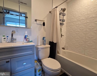 417 W Berks Street - Photo Thumbnail 19