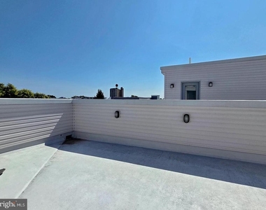 417 W Berks Street - Photo Thumbnail 20