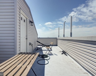 2611 S Marshall Street - Photo Thumbnail 26