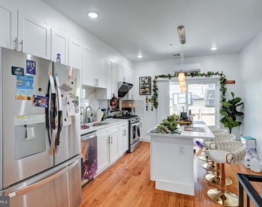 2611 S Marshall Street - Photo Thumbnail 18