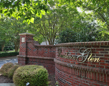 312 Providence Glen Drive - Photo Thumbnail 12