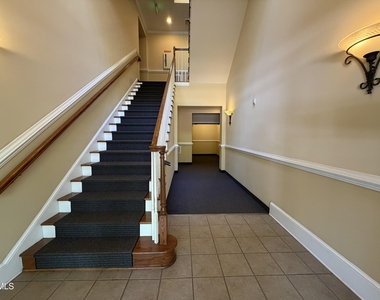 312 Providence Glen Drive - Photo Thumbnail 2