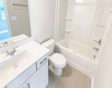 640 Gimari Drive - Photo Thumbnail 8