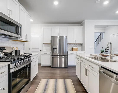 292 Beachcomber Drive - Photo Thumbnail 5