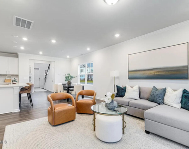 292 Beachcomber Drive - Photo Thumbnail 12