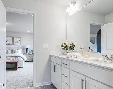 292 Beachcomber Drive - Photo Thumbnail 31