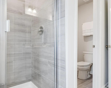 292 Beachcomber Drive - Photo Thumbnail 33