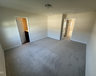 652 Dallas Rose Drive - Photo Thumbnail 16