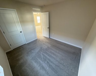 652 Dallas Rose Drive - Photo Thumbnail 18