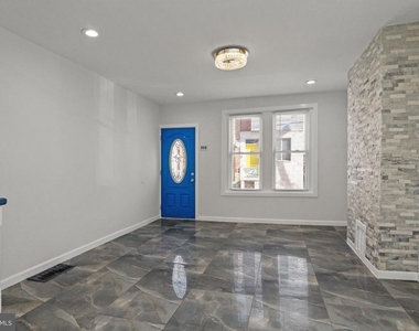 2604 Wilder Street - Photo Thumbnail 2