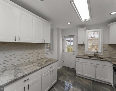 2604 Wilder Street - Photo Thumbnail 9