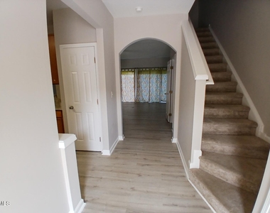 514 Walnut Woods Drive - Photo Thumbnail 1