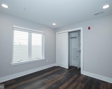 817 N 20th Street - Photo Thumbnail 12