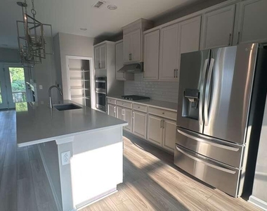 618 Firebrick Drive - Photo Thumbnail 26