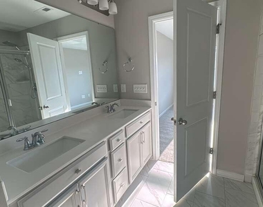618 Firebrick Drive - Photo Thumbnail 18